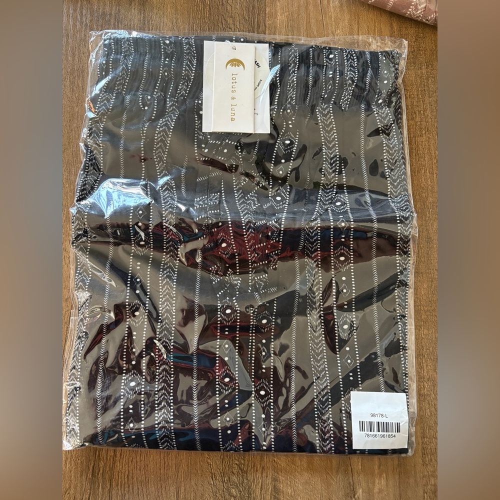 NWT Lotus and Luna Flowy Boho Wide Leg Drawstring Pants, Large - Akha Tribal - Picture 7 of 11